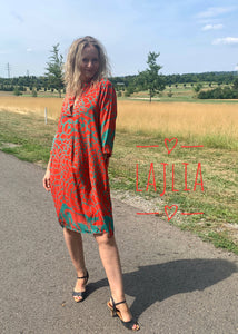 Kleid in Grün-Rot, mit Giraffenprint (Mama+Kind)